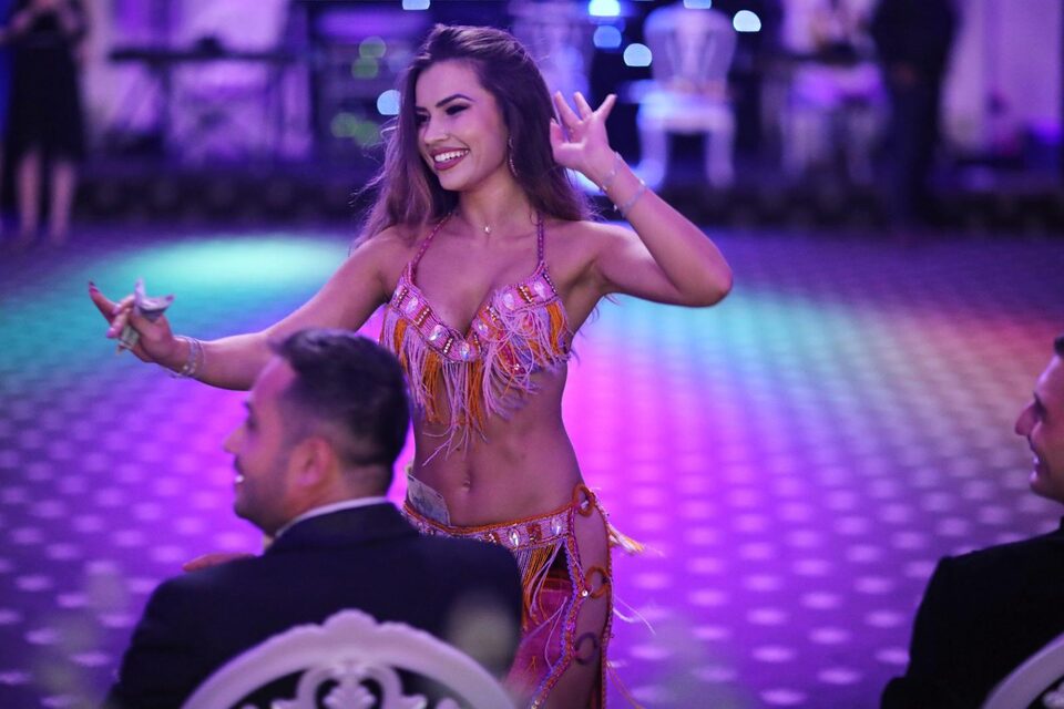 Spectacol belly dance pentru eveniment
