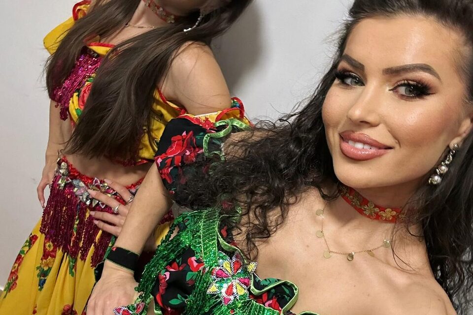 Dansuri tiganesti la petrecere privata