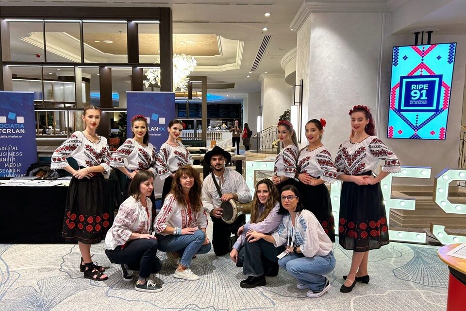 Dansuri traditionale romanesti pentru evenimente private