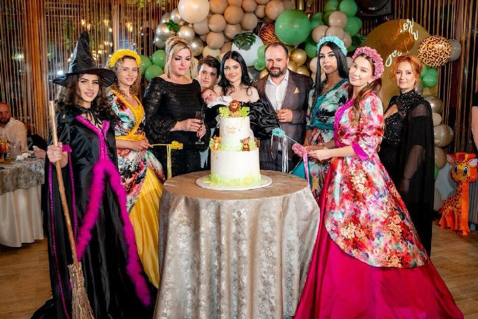 Program de ursitoare pentru botez